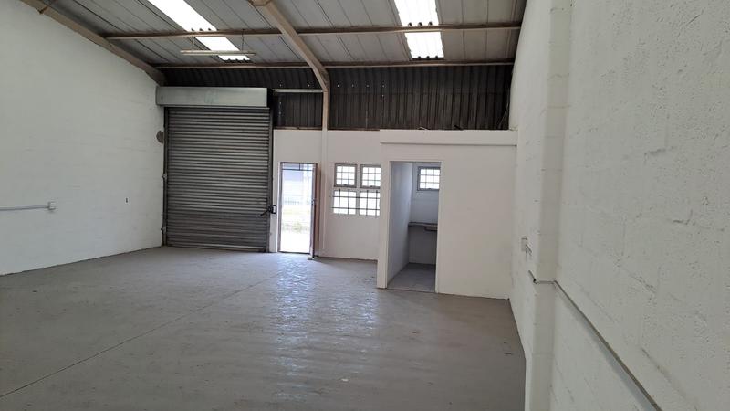 To Let commercial Property for Rent in Walmer Eastern Cape